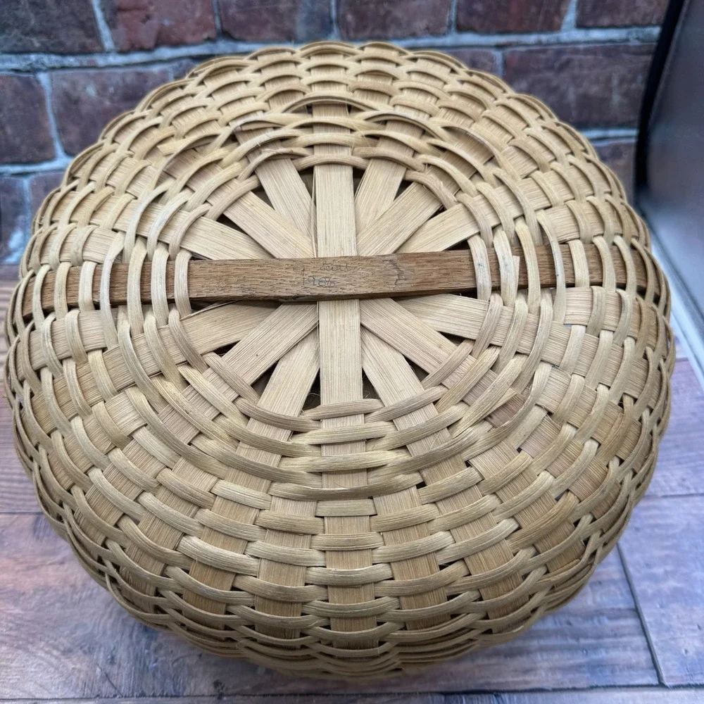 Vtg Country Woven Wicker Flat Weave Basket Handmade Farmhouse Handle Duck‎ Tulip